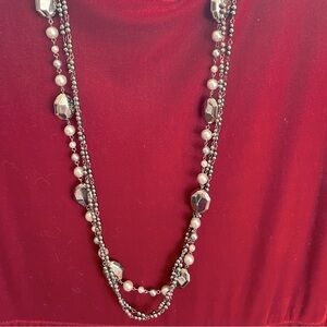 Beautiful necklace. Excellent condition